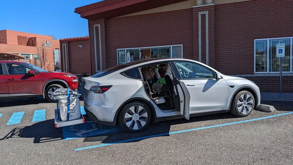 Commercial Smart EVSE Dual Port Charging Station with RFID Billing in Spokane Commercial Lot
